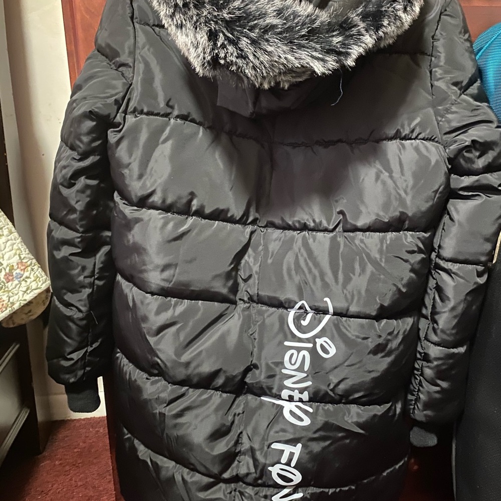 Coat - Picture 14 of 14